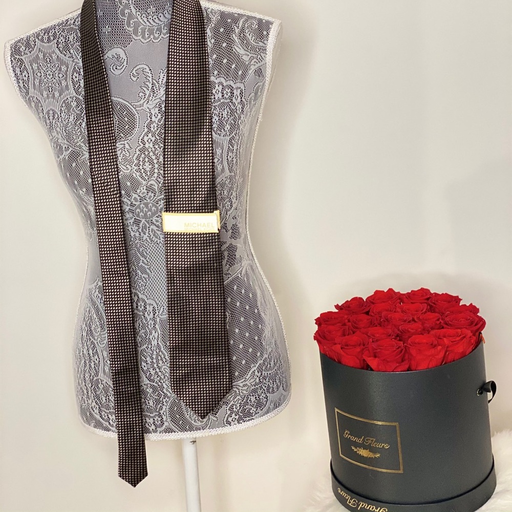 Michael Kors Neck Tie